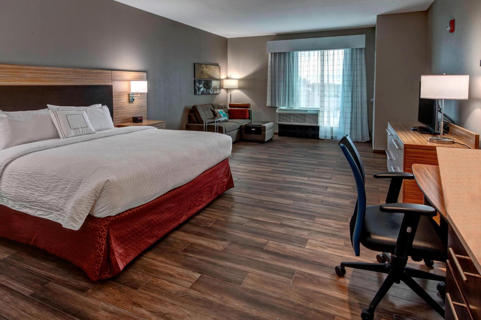 Towneplace Suites By Marriott Hot Springs Exterior photo